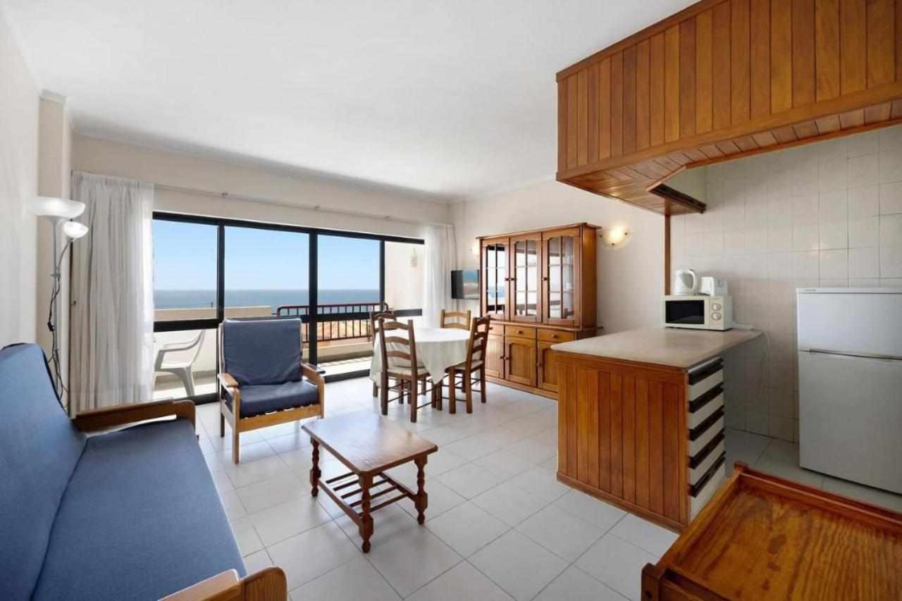 Apartamentos Torre Da Rocha Frente Ao Mar Portimão Eksteriør billede