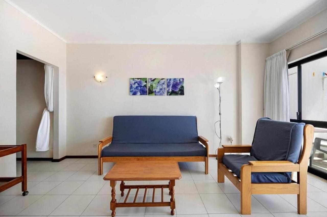 Apartamentos Torre Da Rocha Frente Ao Mar Portimão Eksteriør billede
