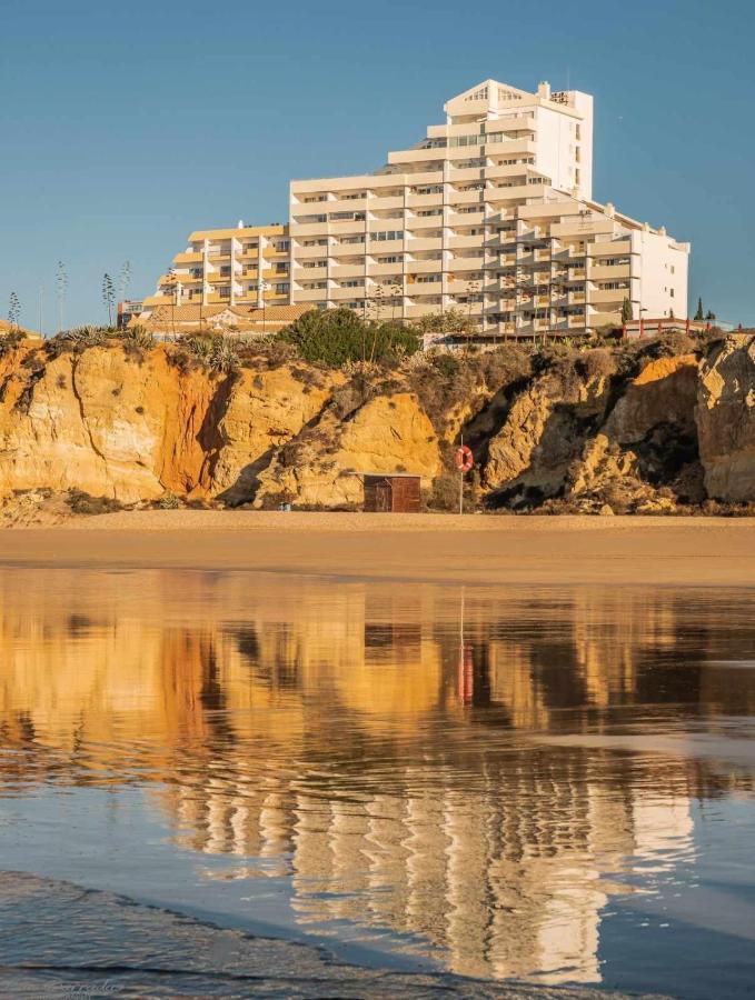 Apartamentos Torre Da Rocha Frente Ao Mar Portimão Eksteriør billede