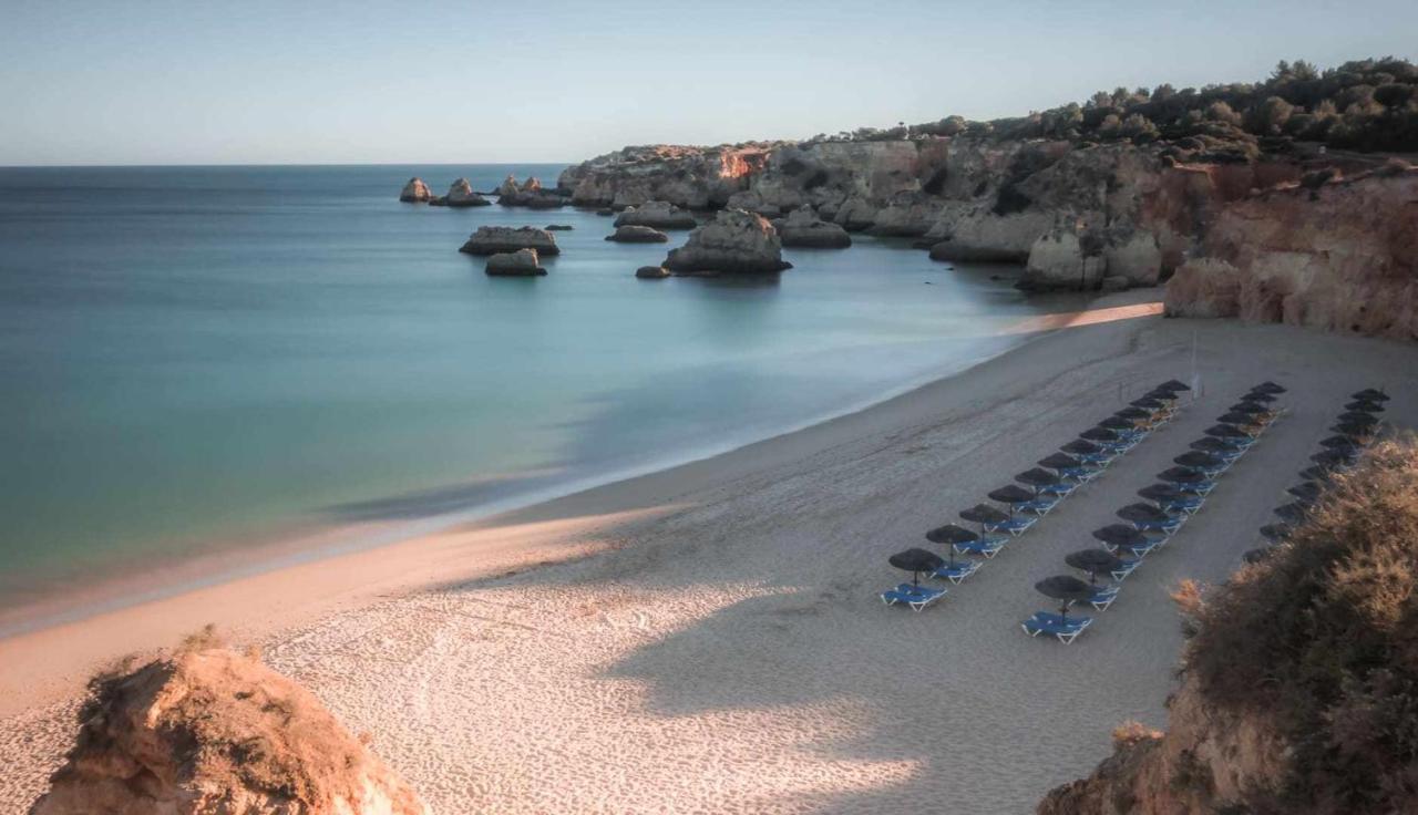 Apartamentos Torre Da Rocha Frente Ao Mar Portimão Eksteriør billede