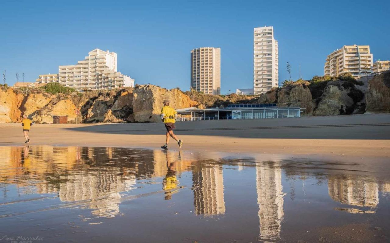 Apartamentos Torre Da Rocha Frente Ao Mar Portimão Eksteriør billede