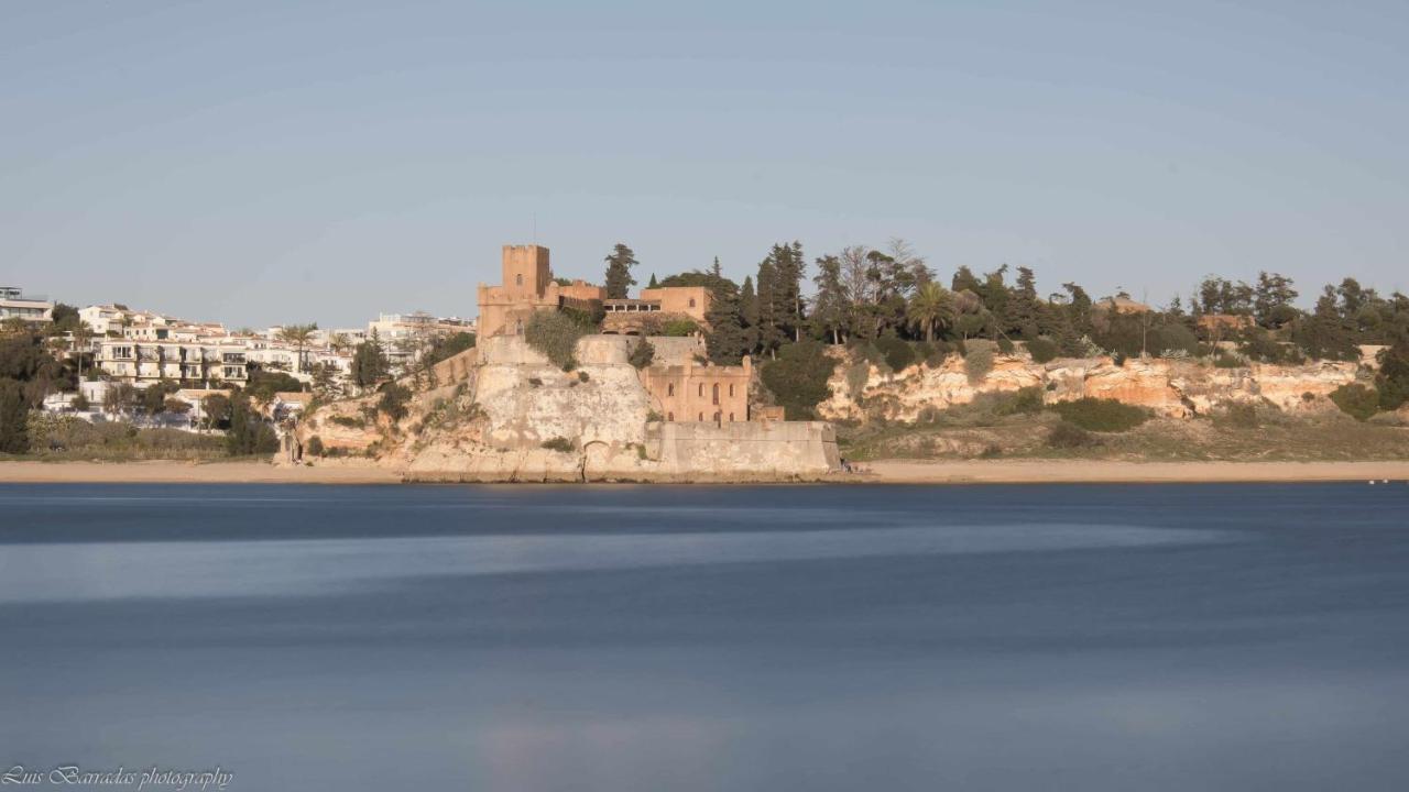 Apartamentos Torre Da Rocha Frente Ao Mar Portimão Eksteriør billede